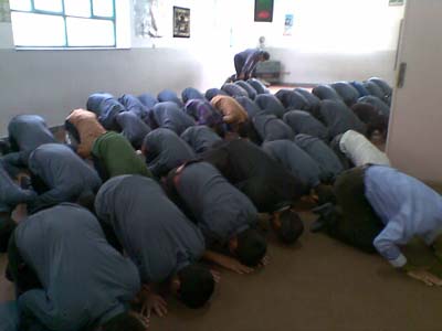 ۲۰۰۹۰۷۰۲(۰۳۷)