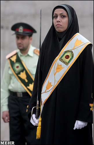 99894034181021229925