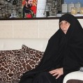 مادرشهید مدافع حرم :صدها روز از وعده صد روزه رئیس جمهورگذشت،اتفاقی درکشورنیافتد